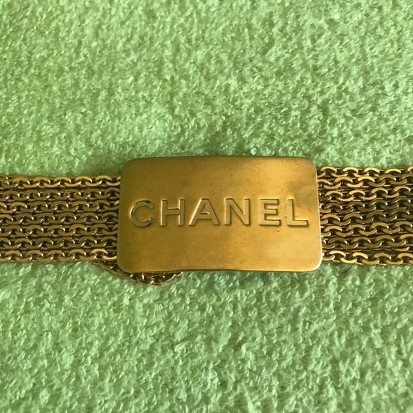 Chanel Authentic Logo  Chain Plate Belt. - Picture 9 of 13
